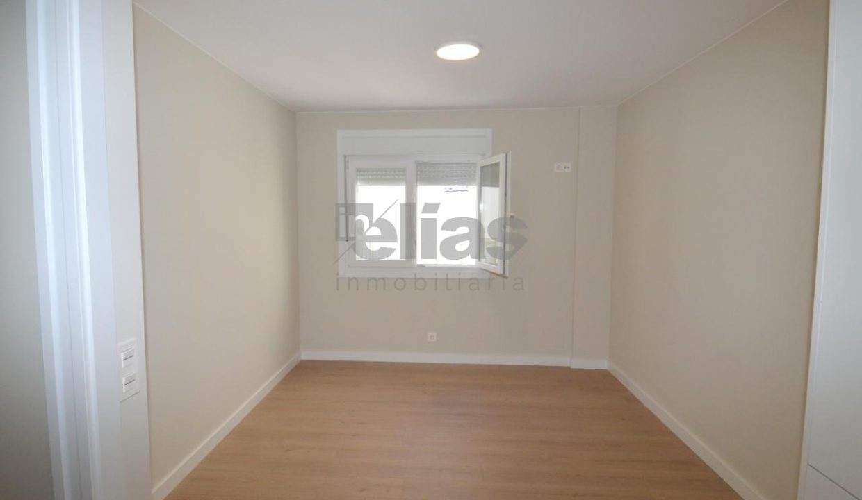 Apartment for sale in Laxe