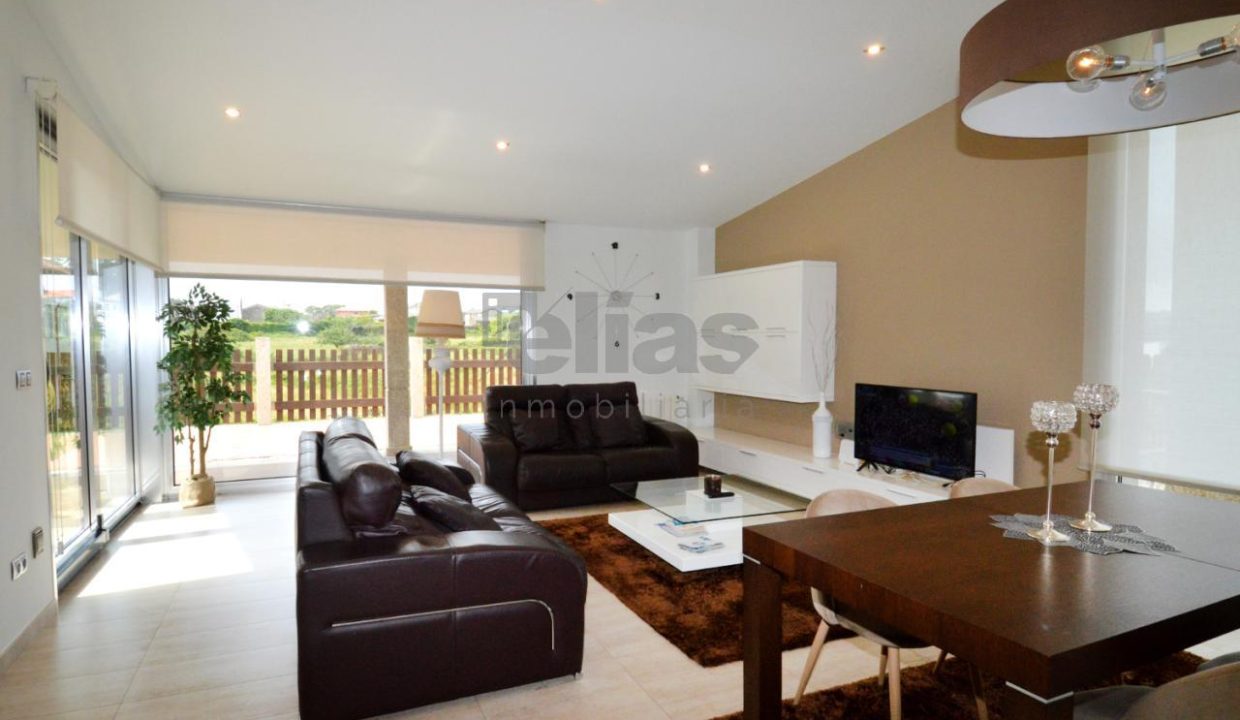 Casa en venta en Cee