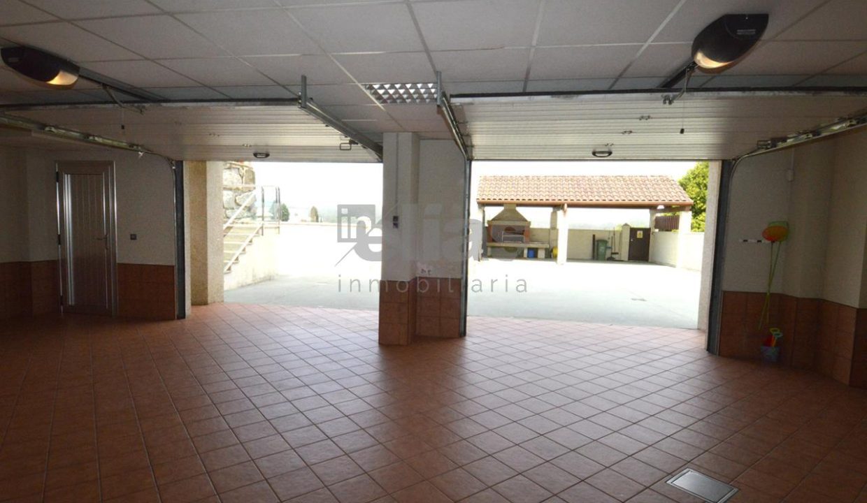 Casa en venta en Cee