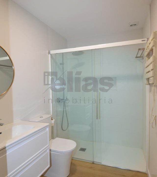 Piso en alquiler en Baio
