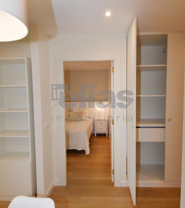 Piso en alquiler en Baio