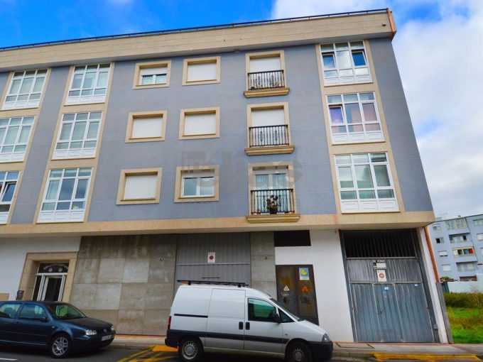 Piso en venta en Carballo