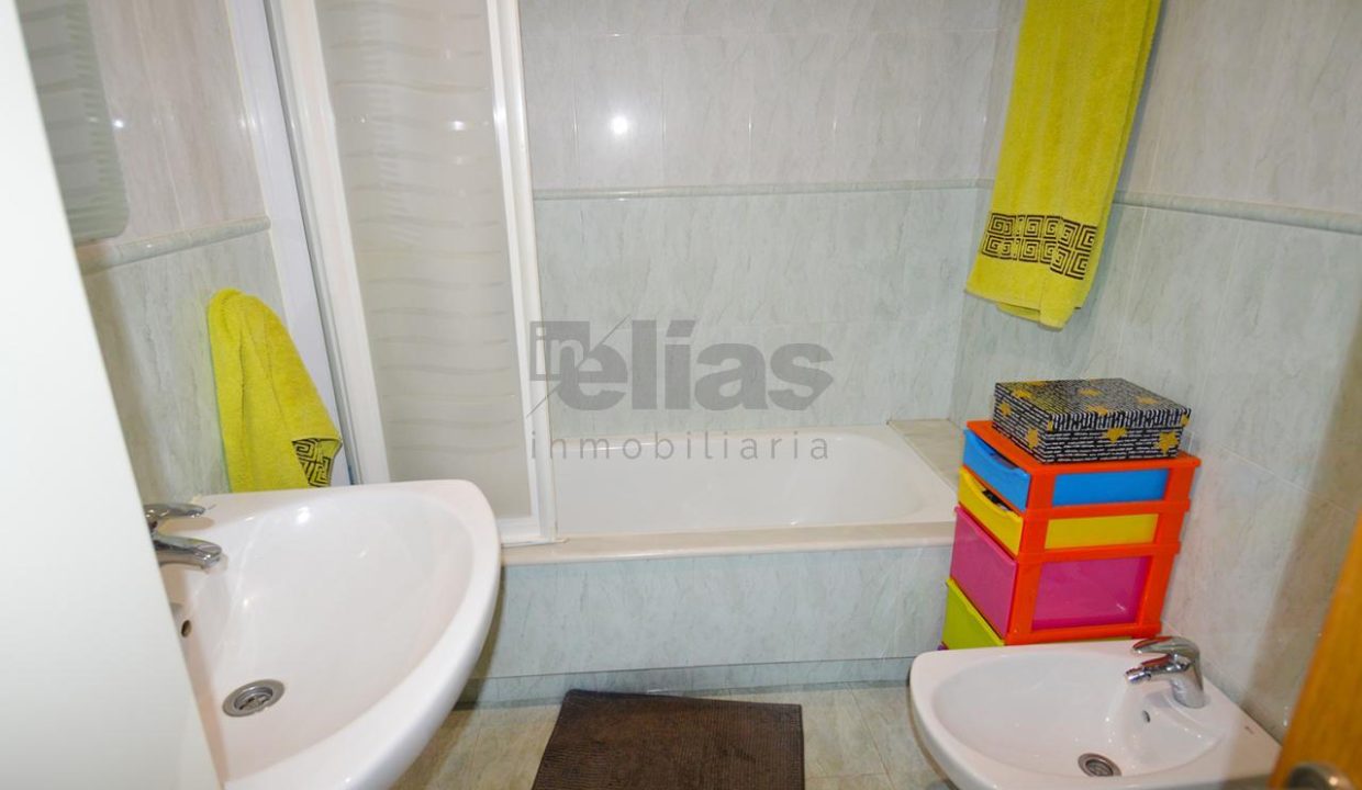 Piso en venta en Carballo