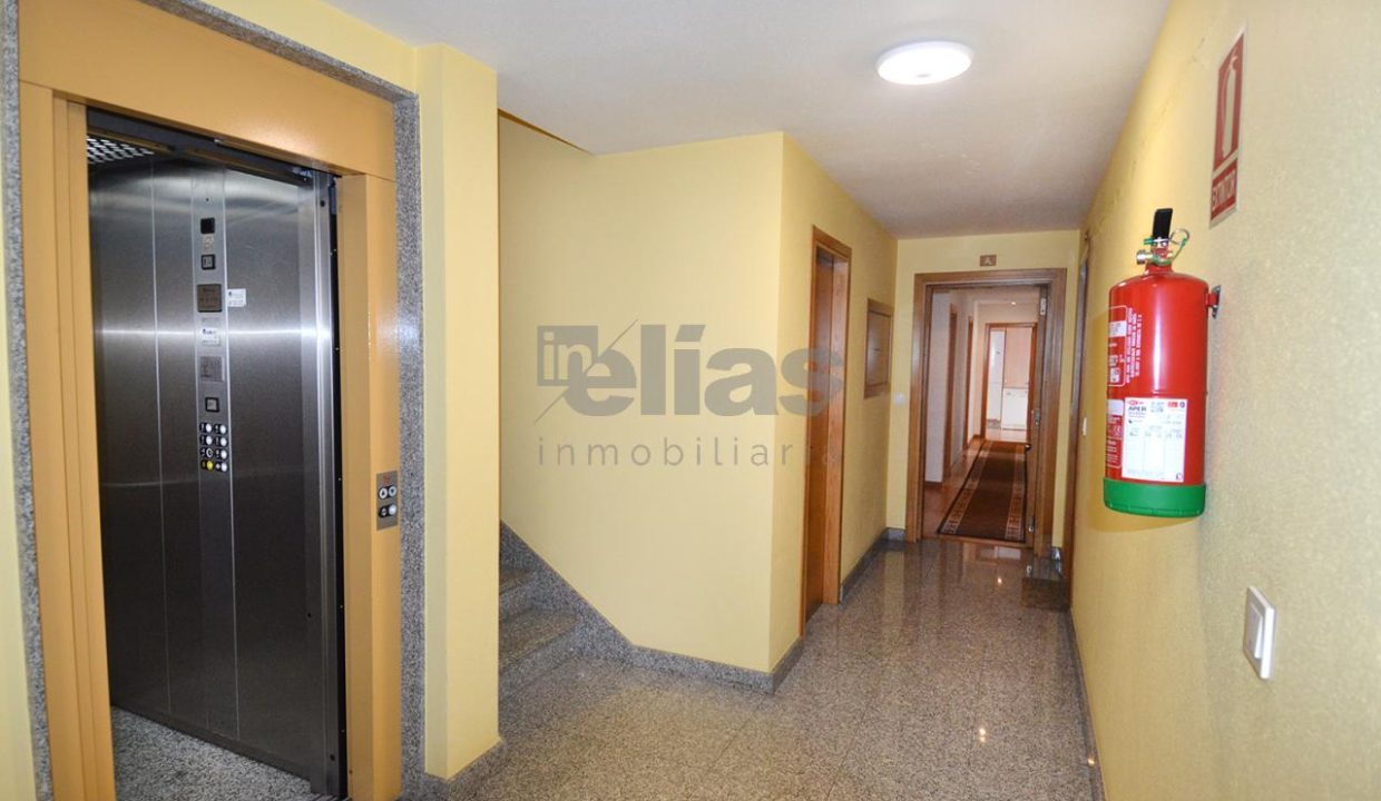 Piso en venta en Carballo