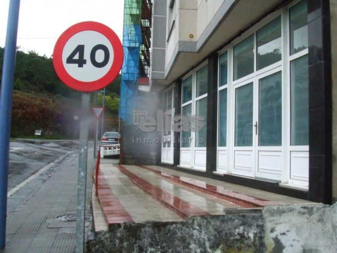 Commercial unit en Alquiler en Laxe