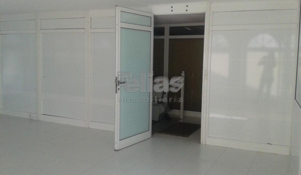 Local o Nave en Alquiler en Zas