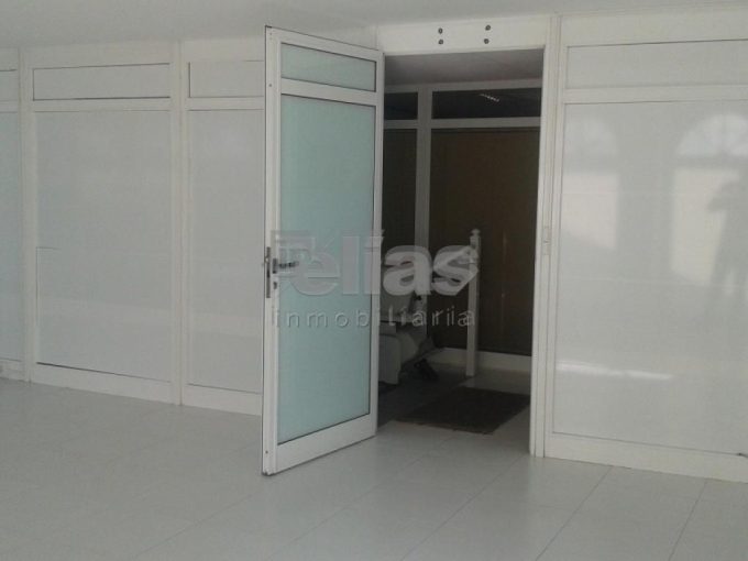 Premises for Rent in Zas
