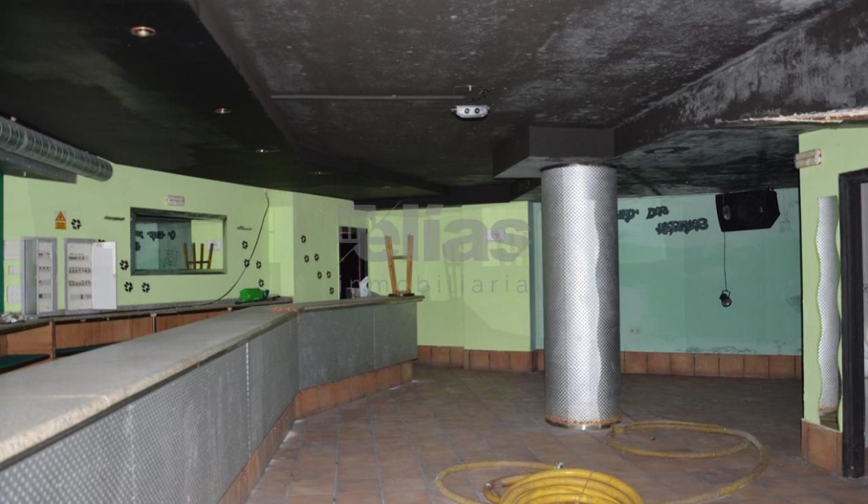 Local o Nave en Alquiler en Ponteceso