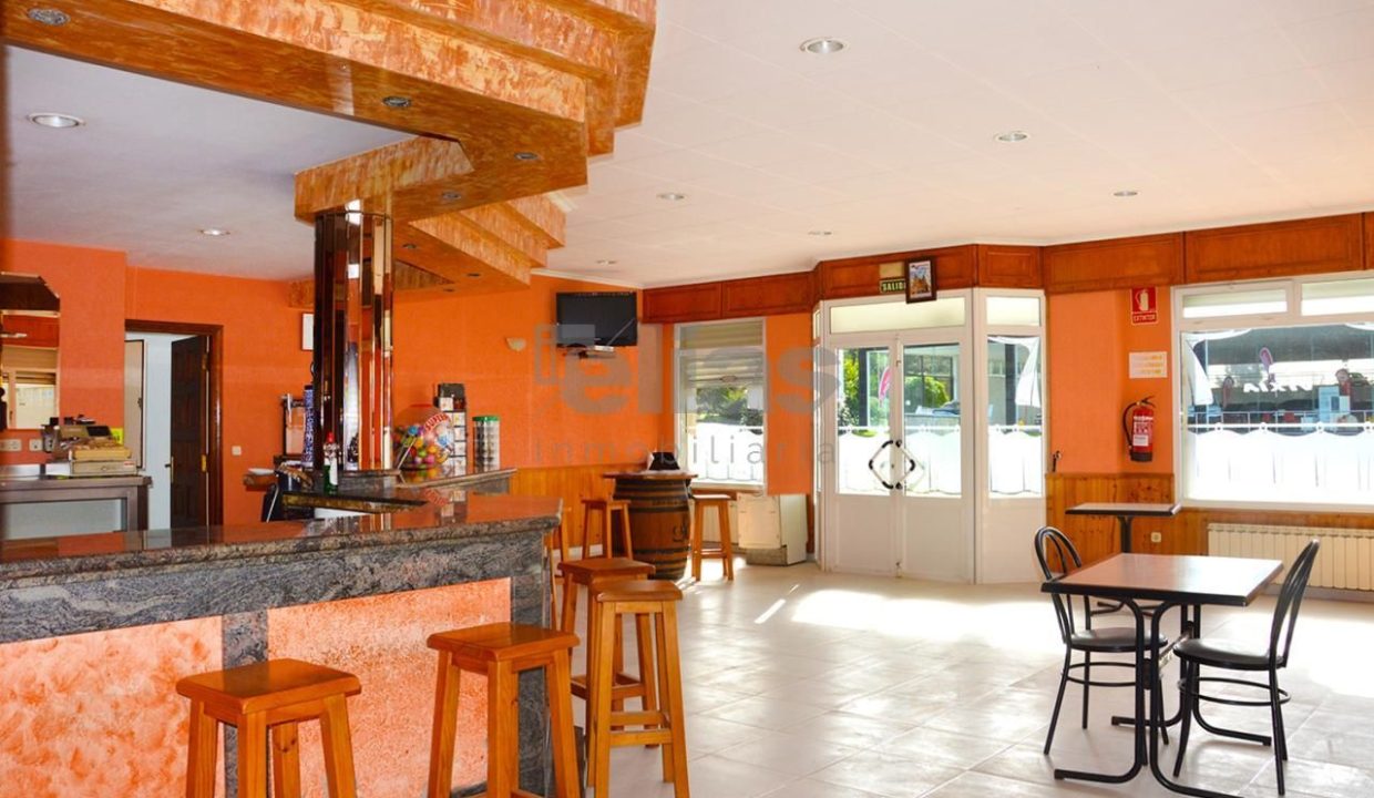 Local o Nave en Alquiler en Zas